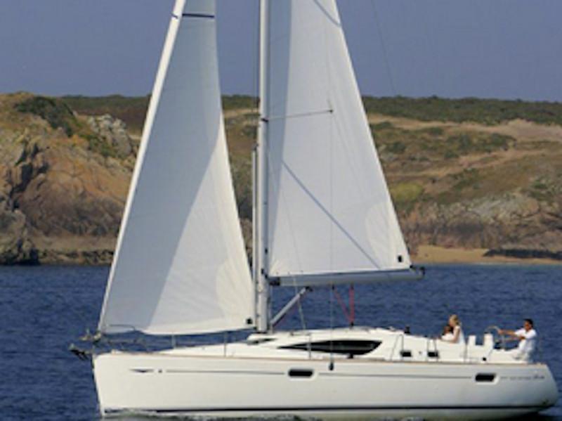 Sun Odyssey 39 DS from IonianYachtCharter in Palairos