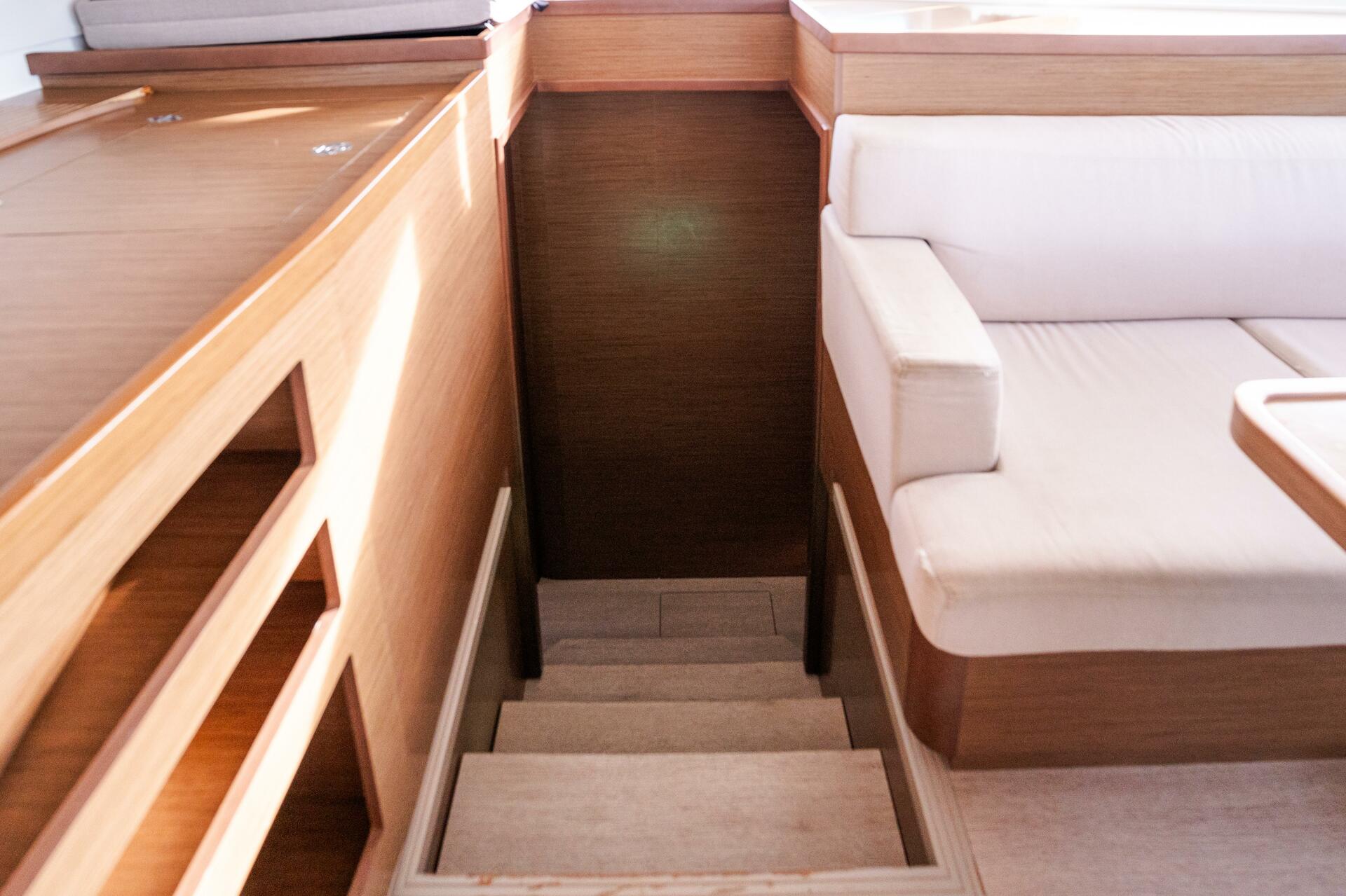 Lagoon 42 van Spartivento Yacht Charter in Castiglioncello