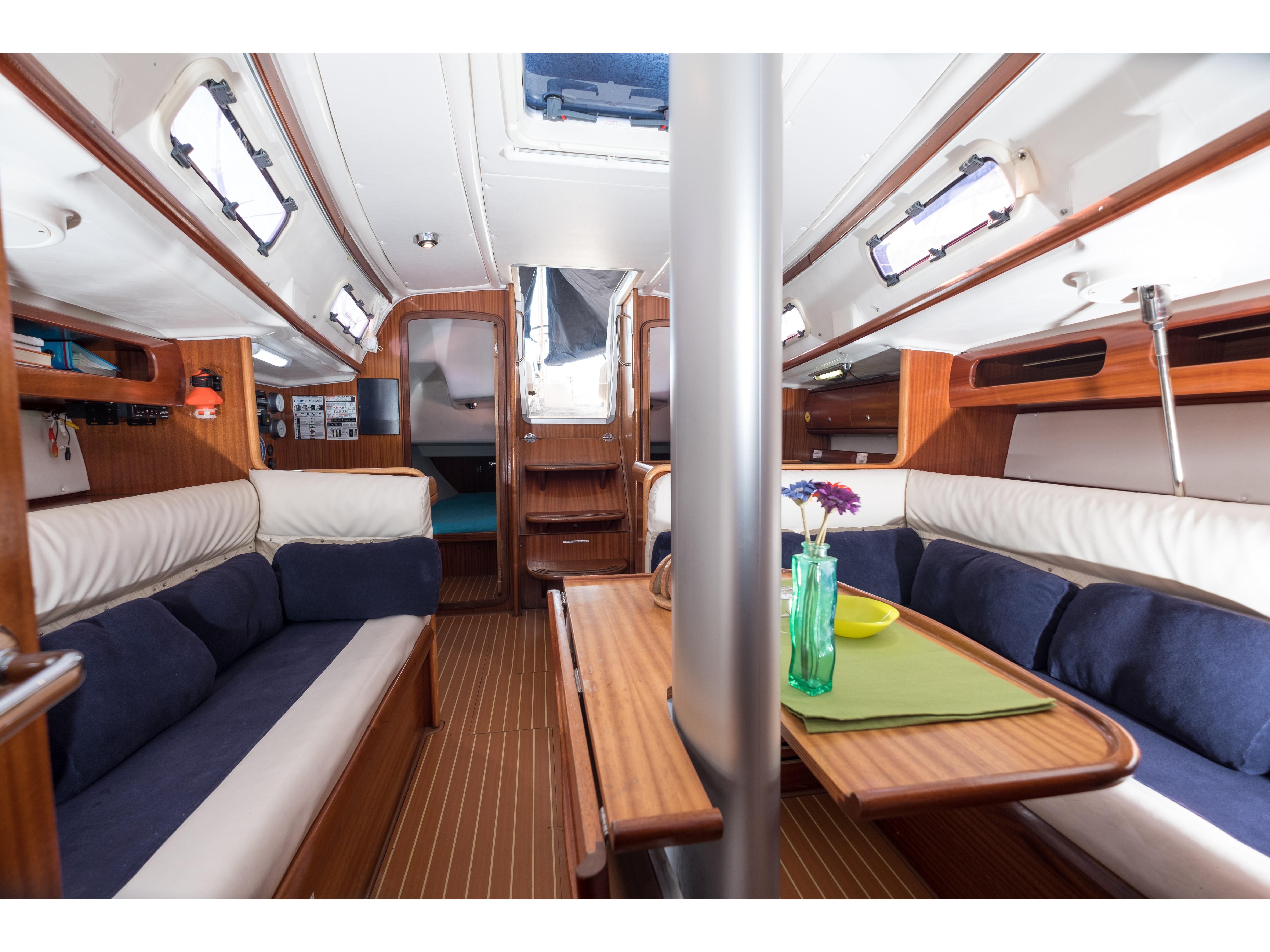 Bavaria 38 Match yritykseltä Sailor.tex Castiglioncellossa