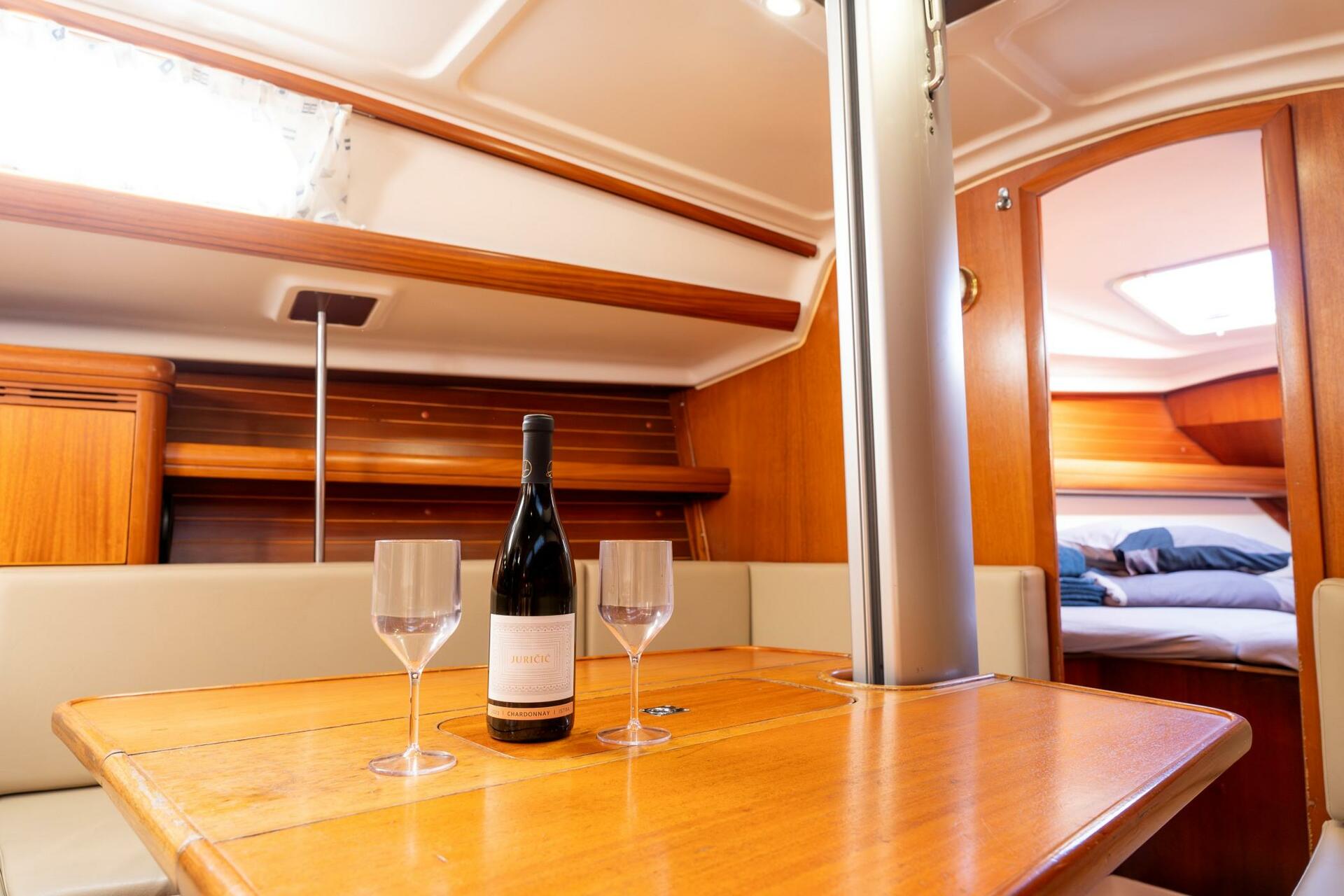 Elan 333 de Artemida en Rabac