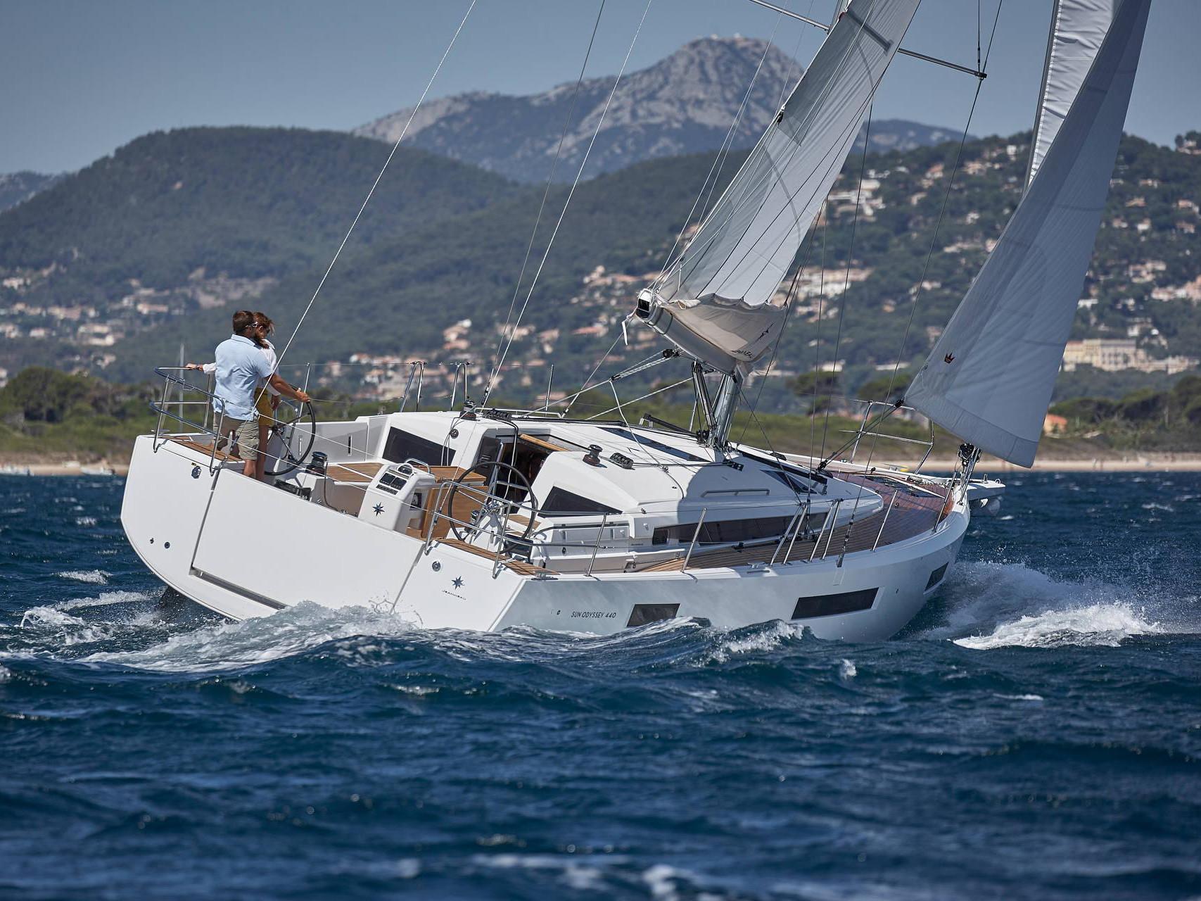 Sun Odyssey 440 de KeK Yachting en Pirovac