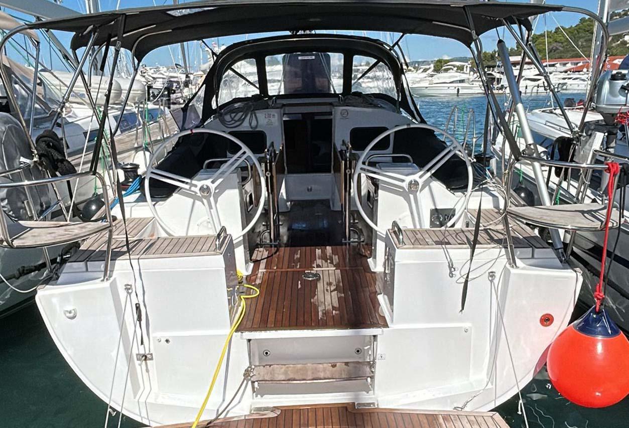 Elan Impression 45.1 yritykseltä Pitter Yachtcharter - Nautic Alliance Murterissa