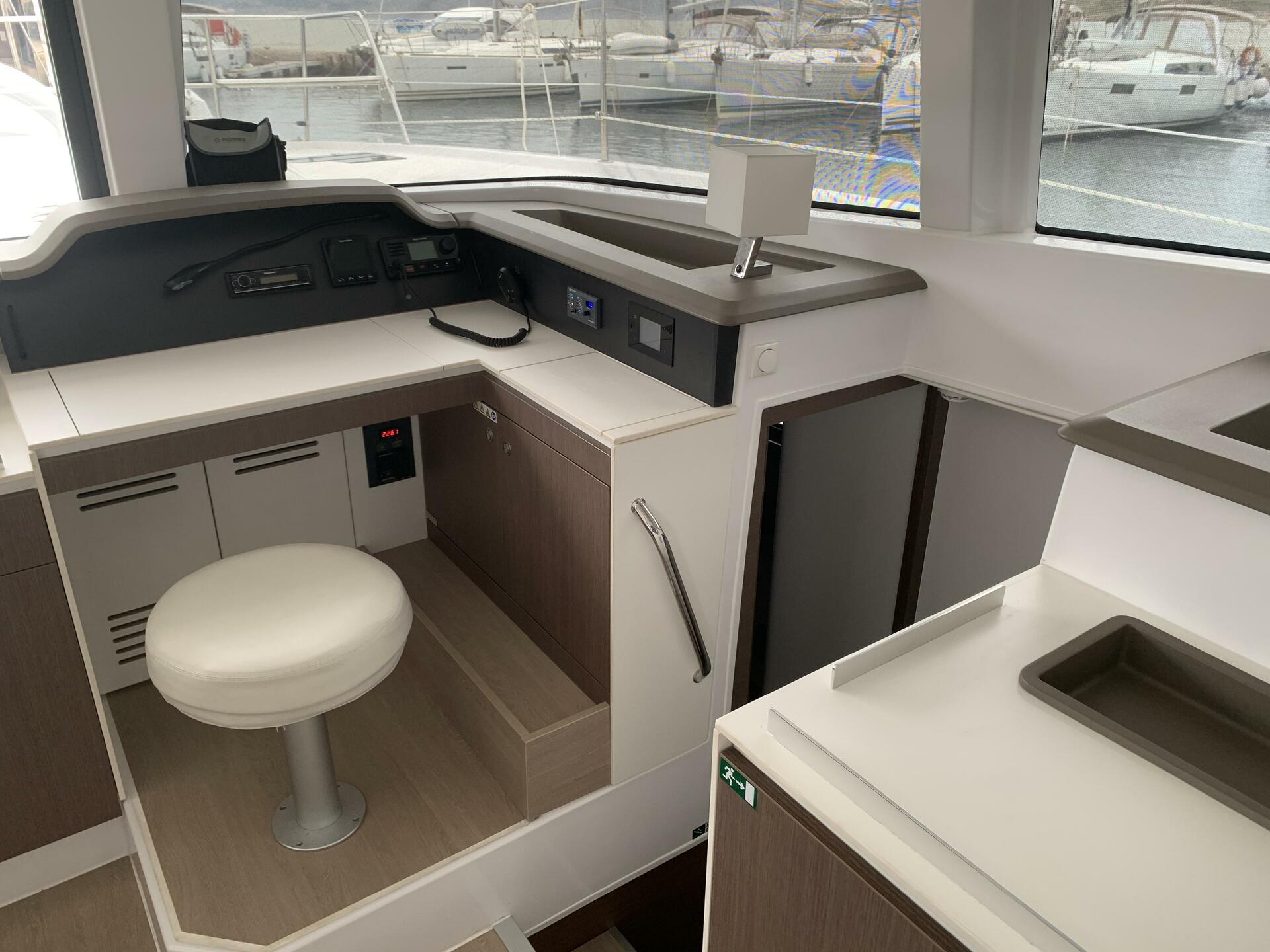 Bali 4.1 from Hermes Yachting in Lavrion