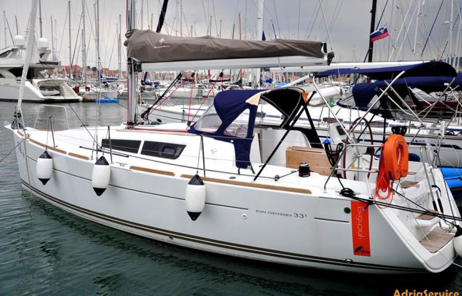 Sun Odyssey 33i da Adria Service Yachting em Izola