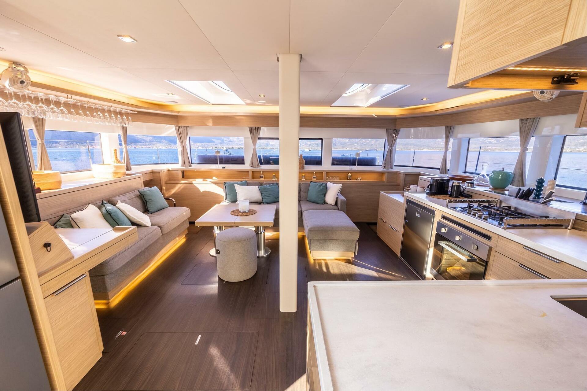 Lagoon 55 af Cavo Yachting i Lefkada