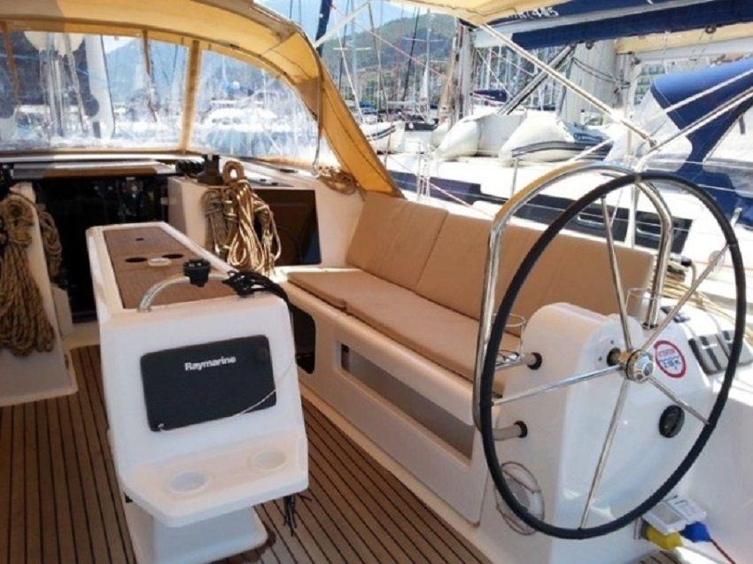 Dufour 425 Grand Large af Daphne Sail i Fethiye