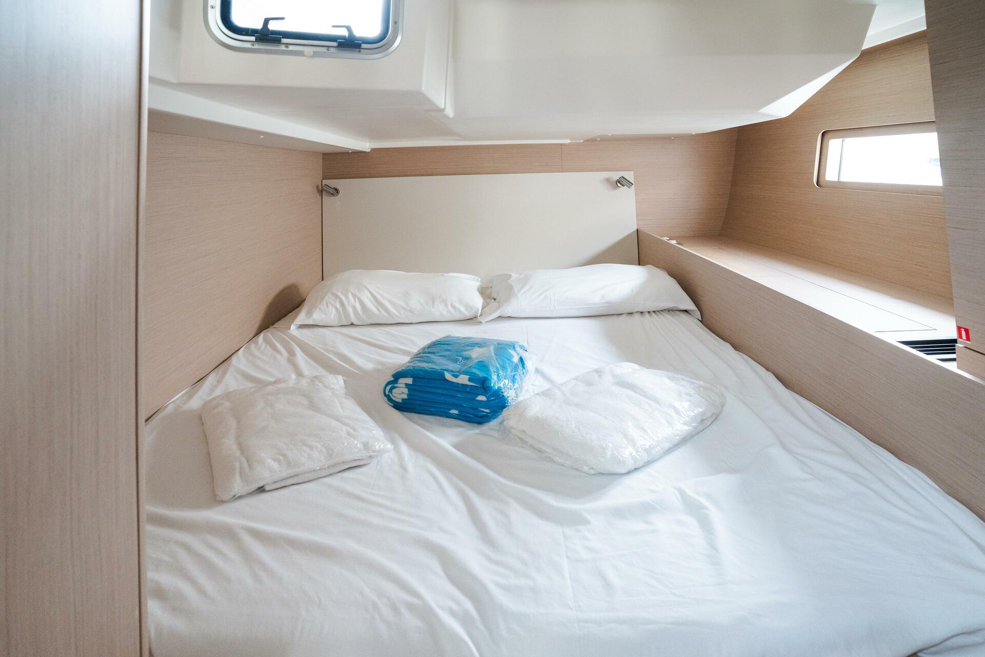 Océanis 51.1 van Spartivento Yacht Charter in Castiglioncello