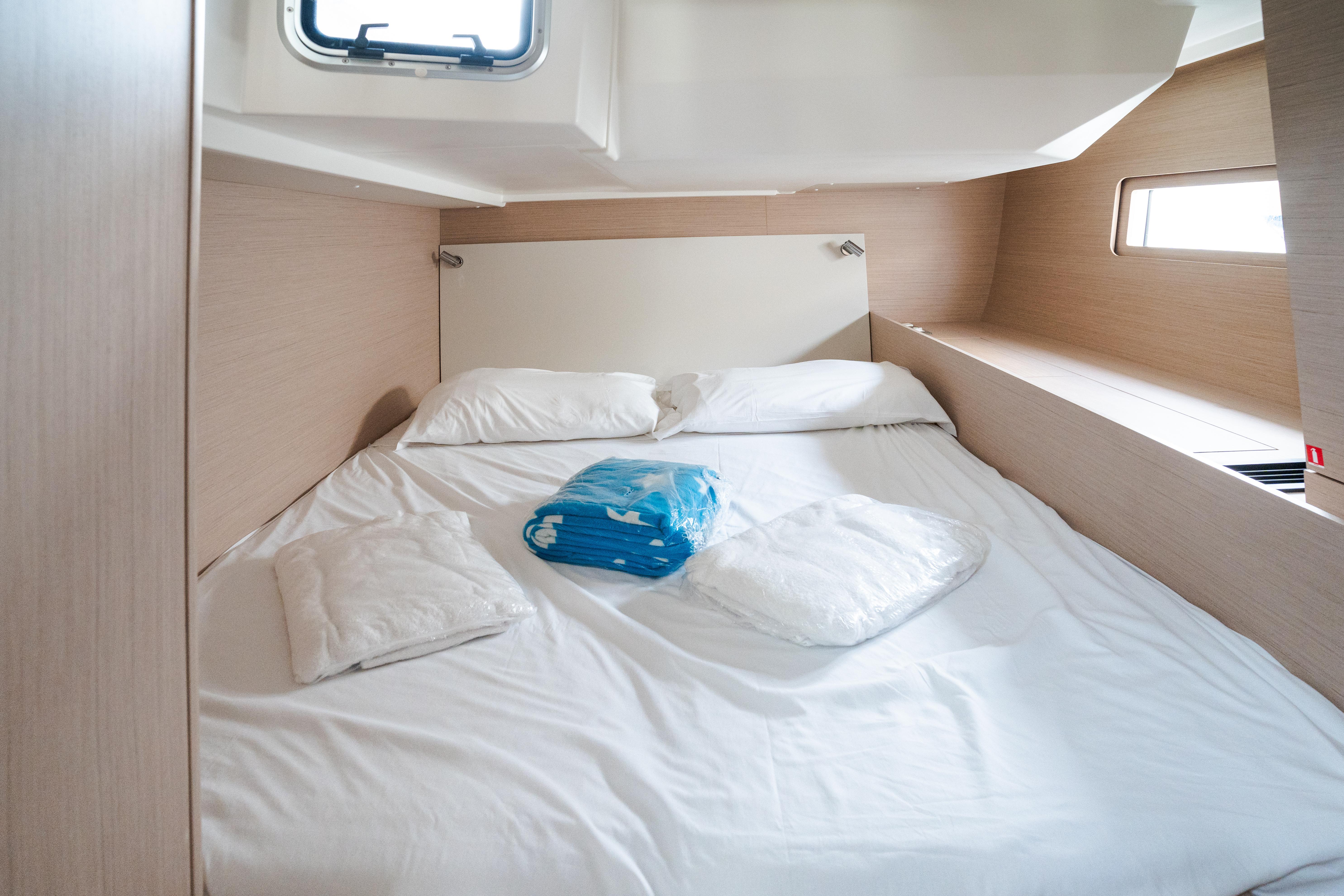 Océanis 51.1 van Spartivento Yacht Charter in Castiglioncello