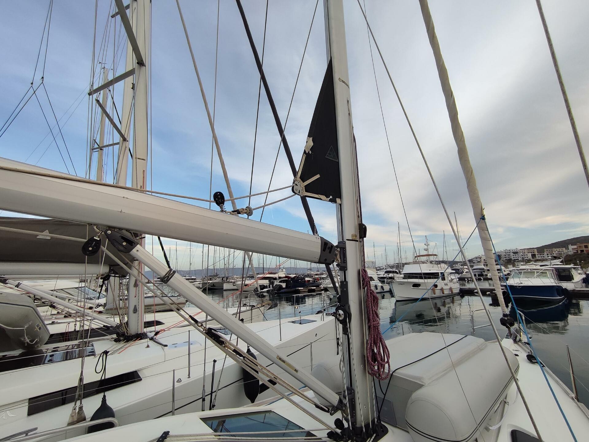 Elan Impression 45.1 from Dynamic Sailing in Lavrion