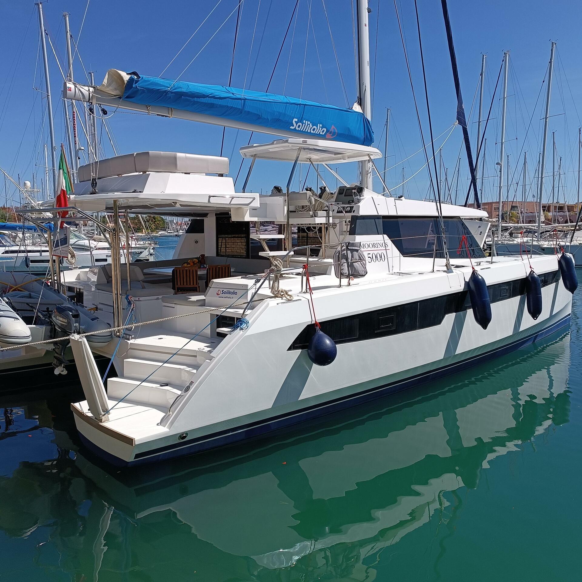 Leopard 50 from Sail Italia in Furnari