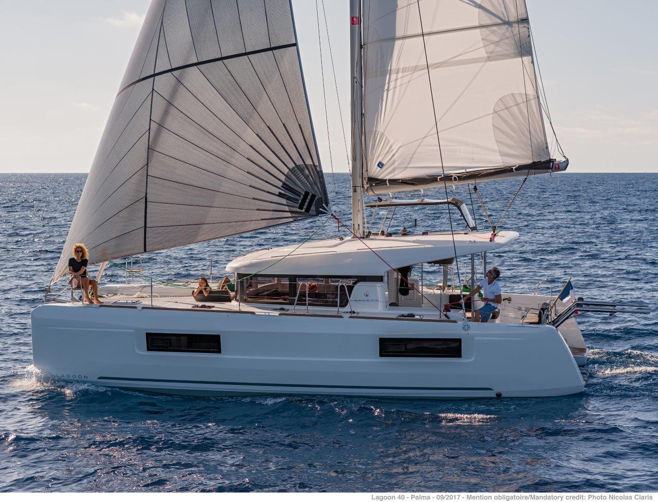 Lagoon 40 von Angelina Tours in Vodice