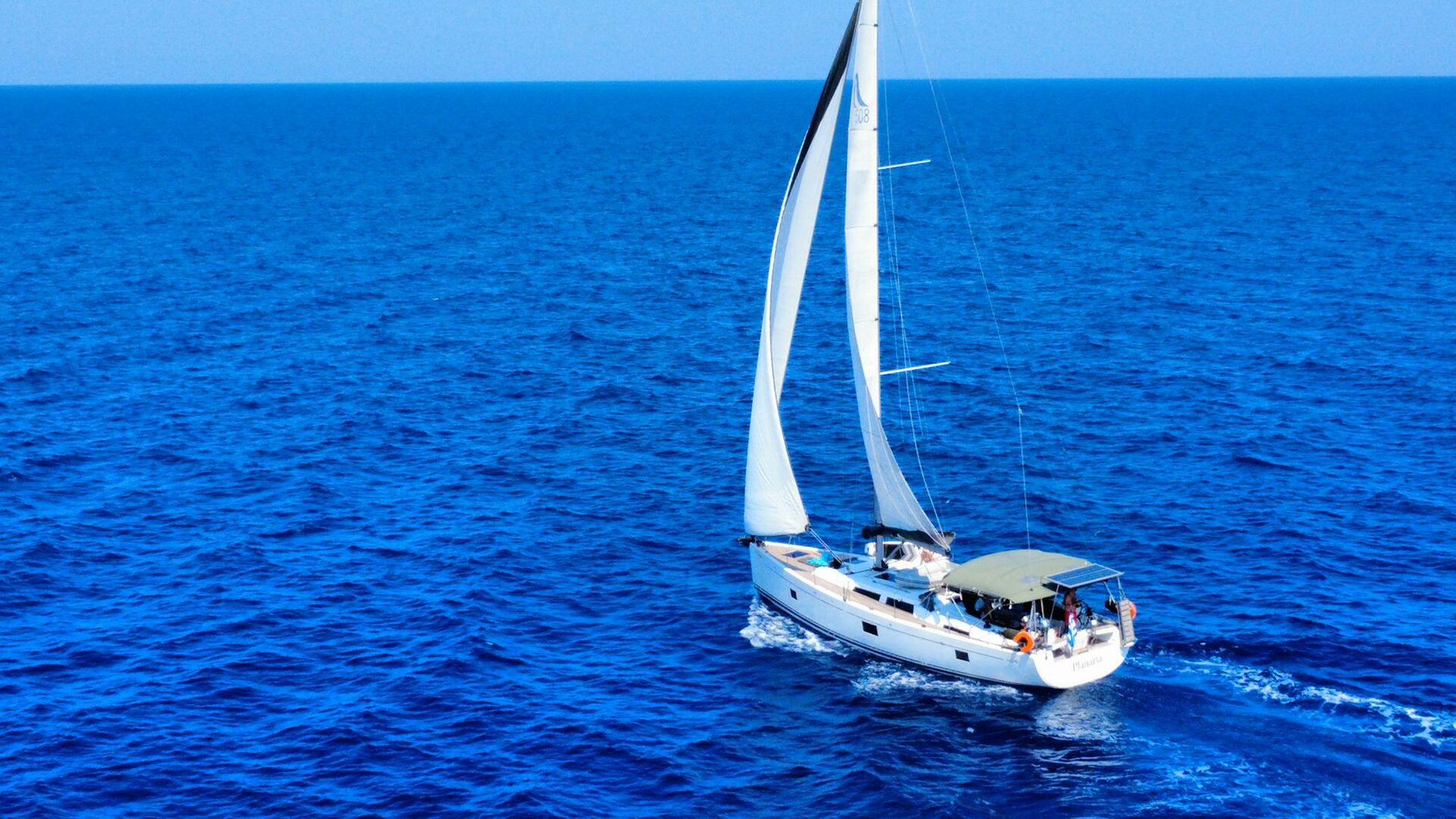 Hanse 508 from Ankereva Yacht Charters in Volos