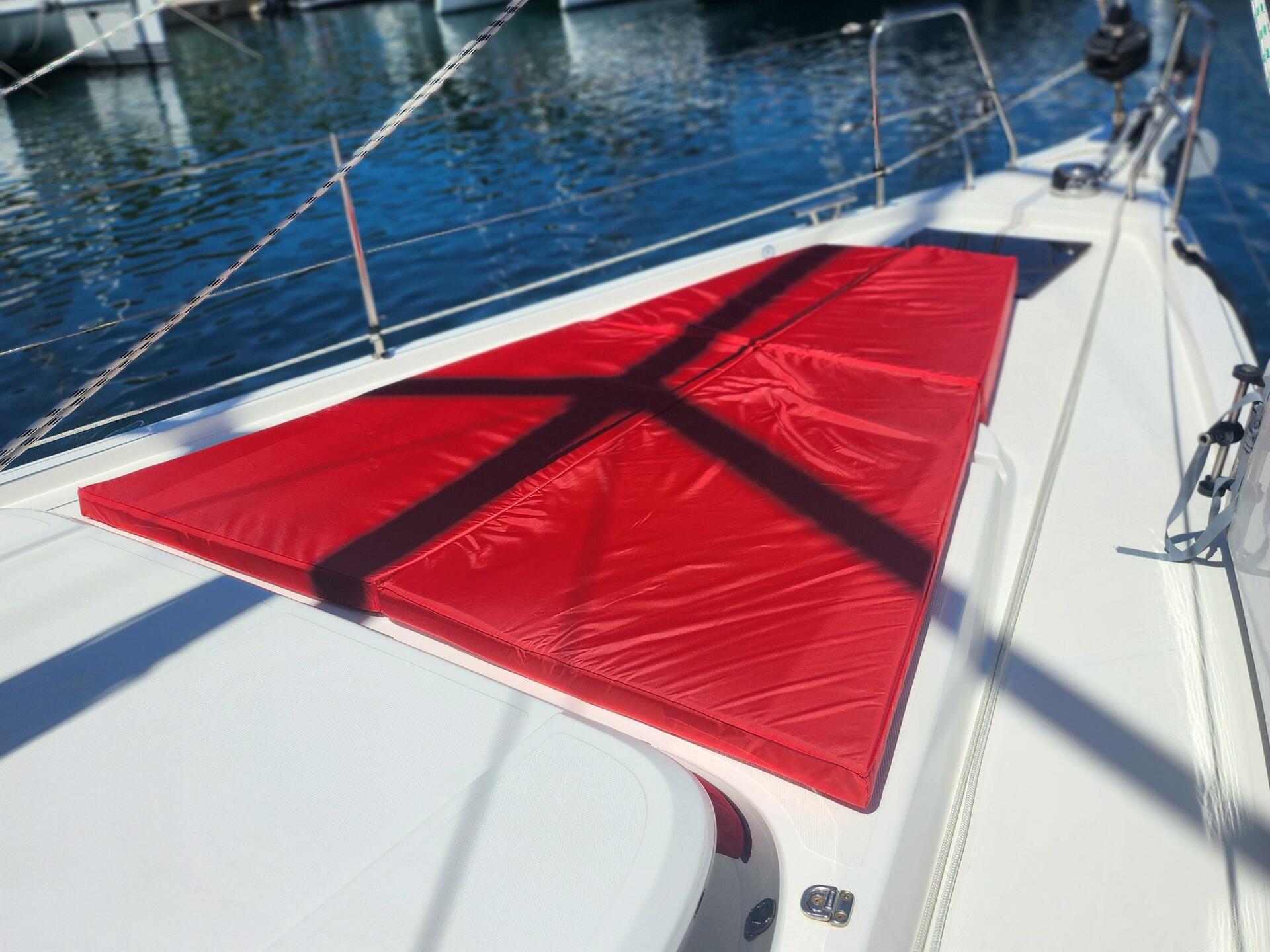 Bavaria C45 Style yritykseltä Strasser Yachting Primoštenissa