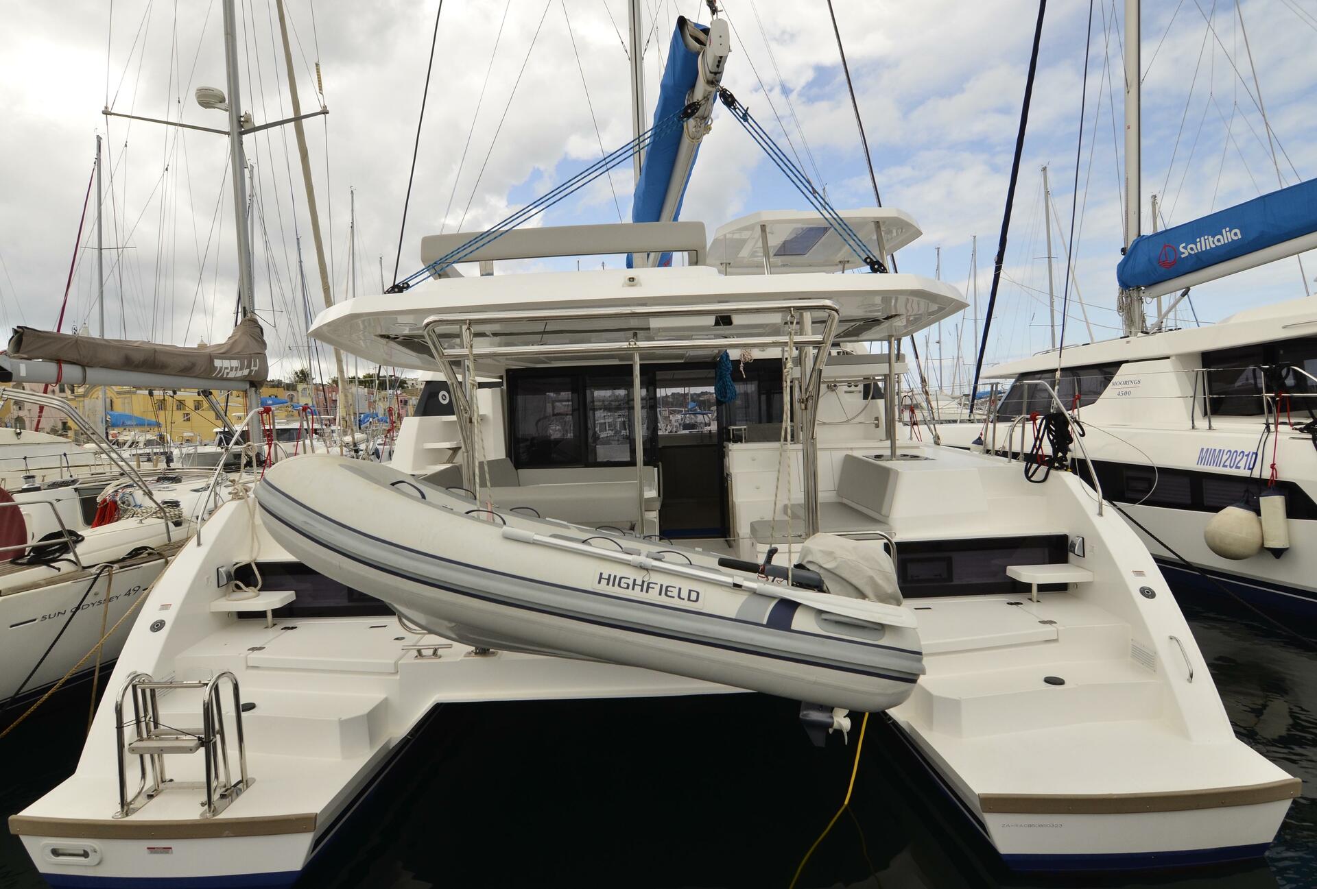 Leopard 42 from Sail Italia in Procida
