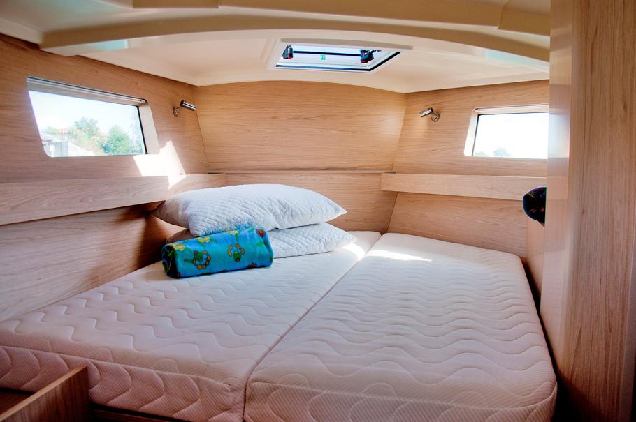 Oceanis 41.1 par Le Bateau Blanc à Bocca di Magra