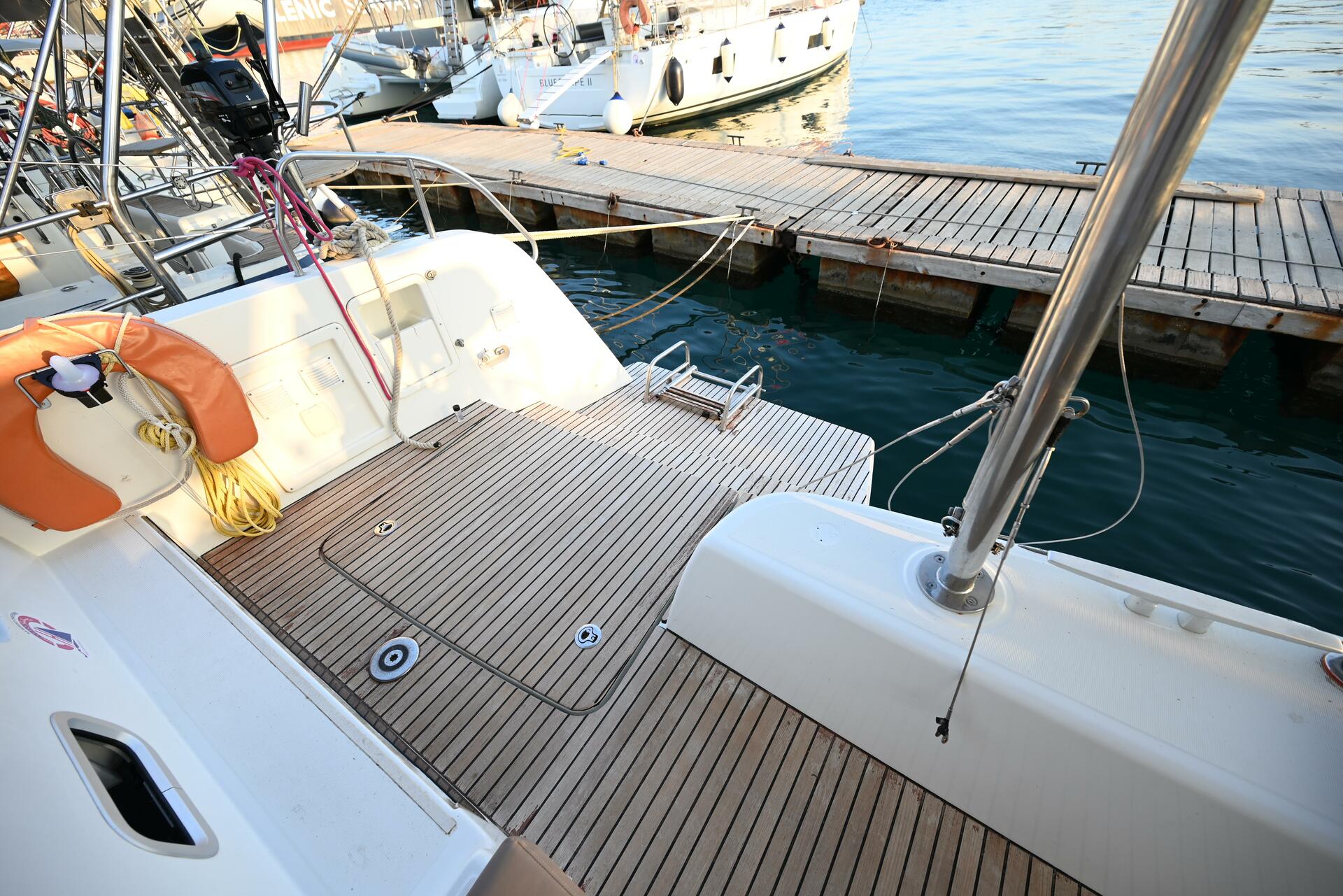 Lagoon 42 da Anyachting em Lefkada