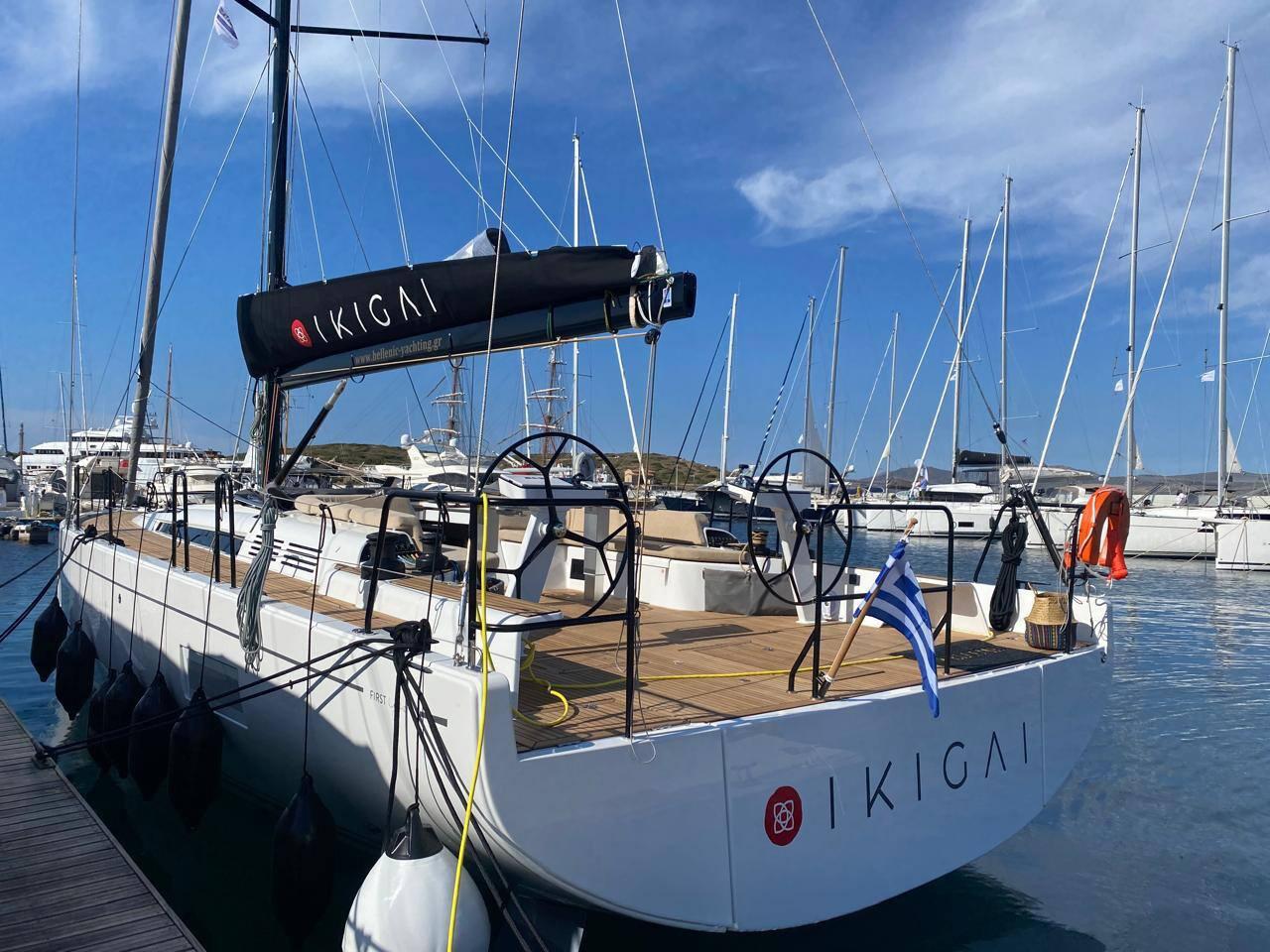 First 53 yritykseltä Blue in White: Sailing & Eudaimonia Lavrionissa