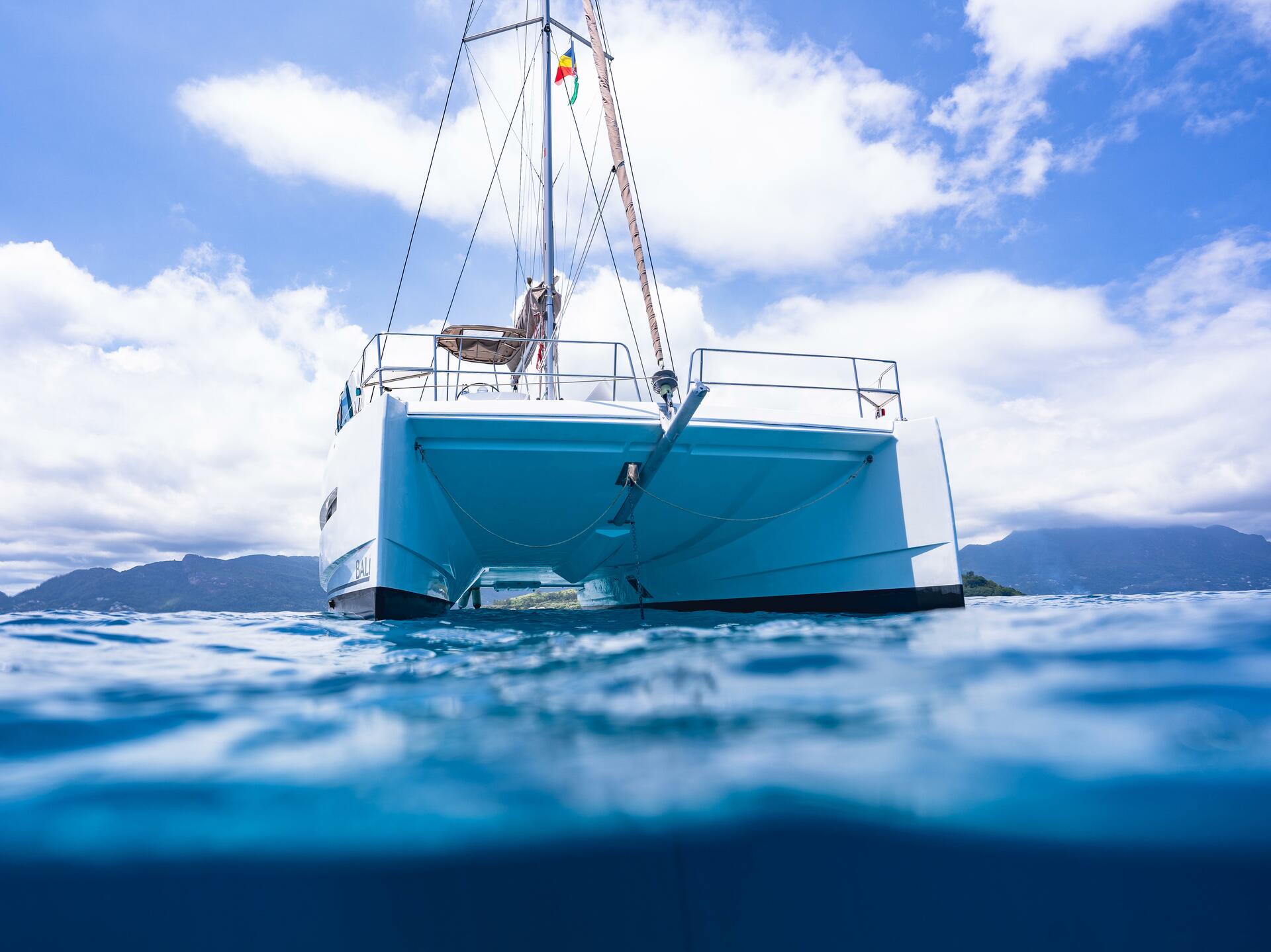 Bali 4.3 de Equatorial Yachts en Victoria