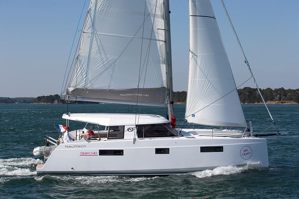 Nautitech 40 Open från Zen Yacht Charter i Tribunj