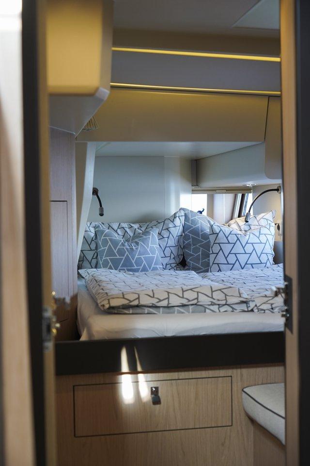 Oceanis 62 from Pure Sailing in Šibenik