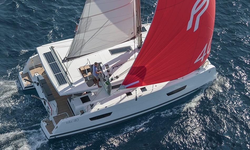 Fountaine Pajot Isla 40 av Dream Yacht Charter i Jolly Harbour