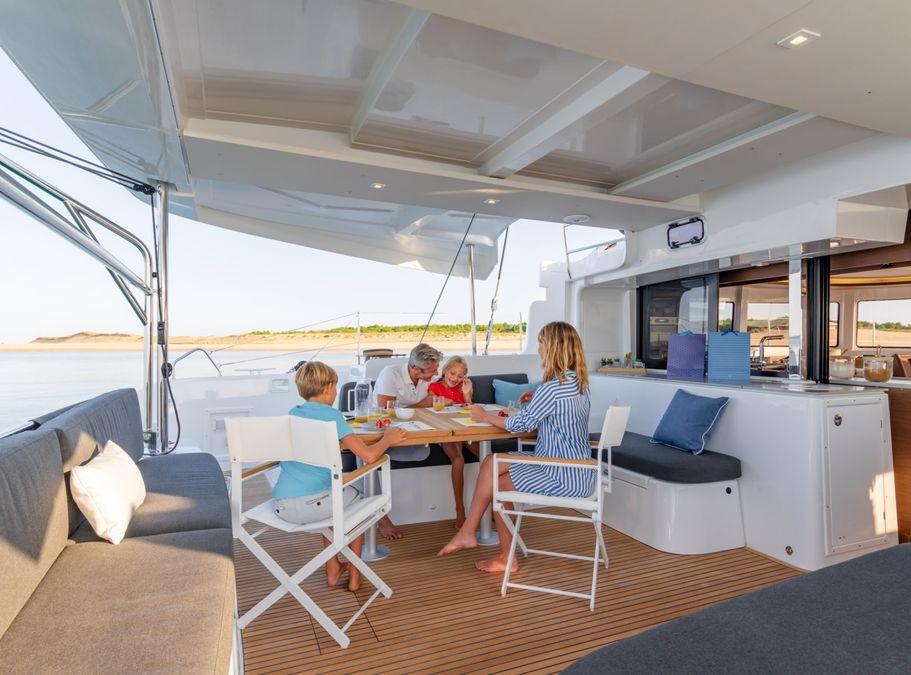 Lagoon 46 par Latria Charter à Corfou