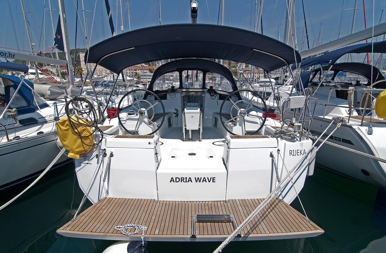 Adria Wave | Sun Odyssey 449