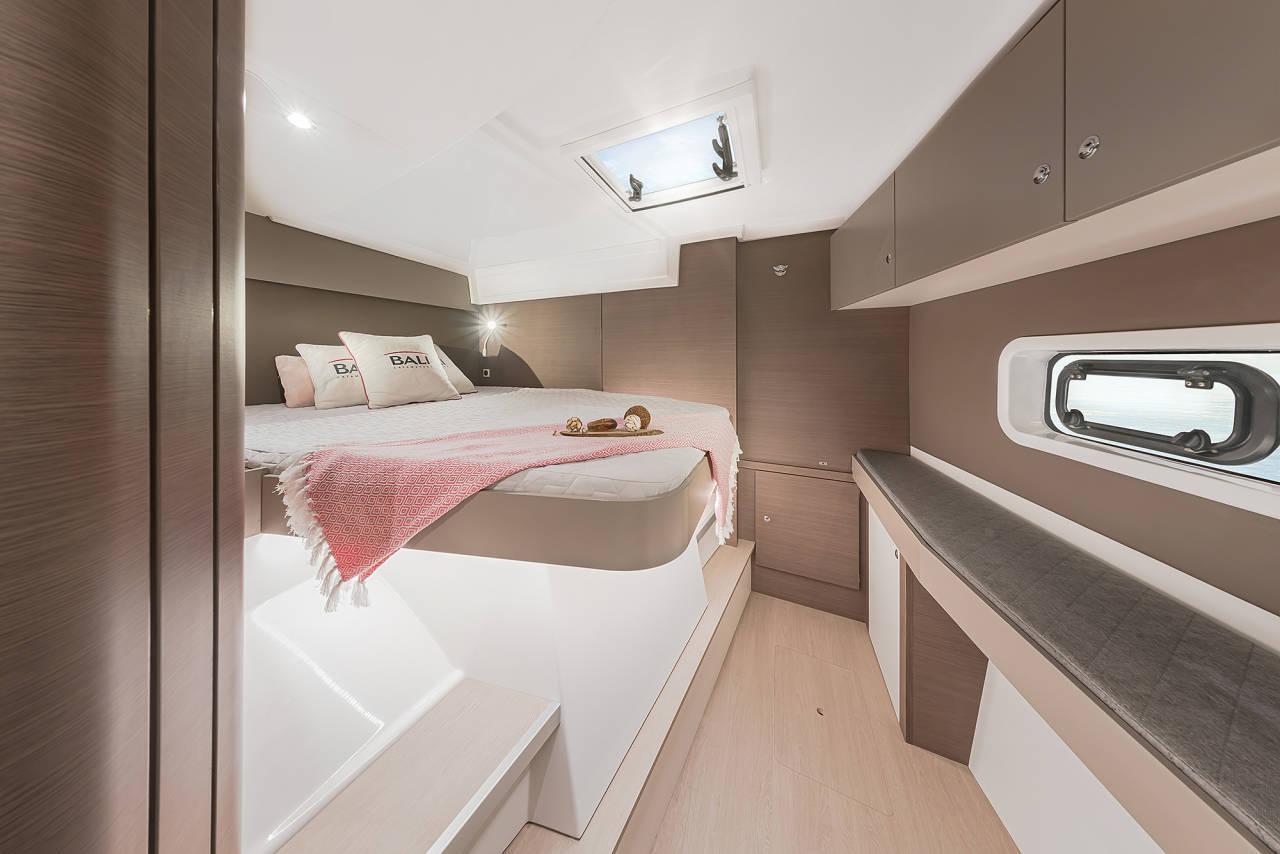 One Flirt | Bali Catspace