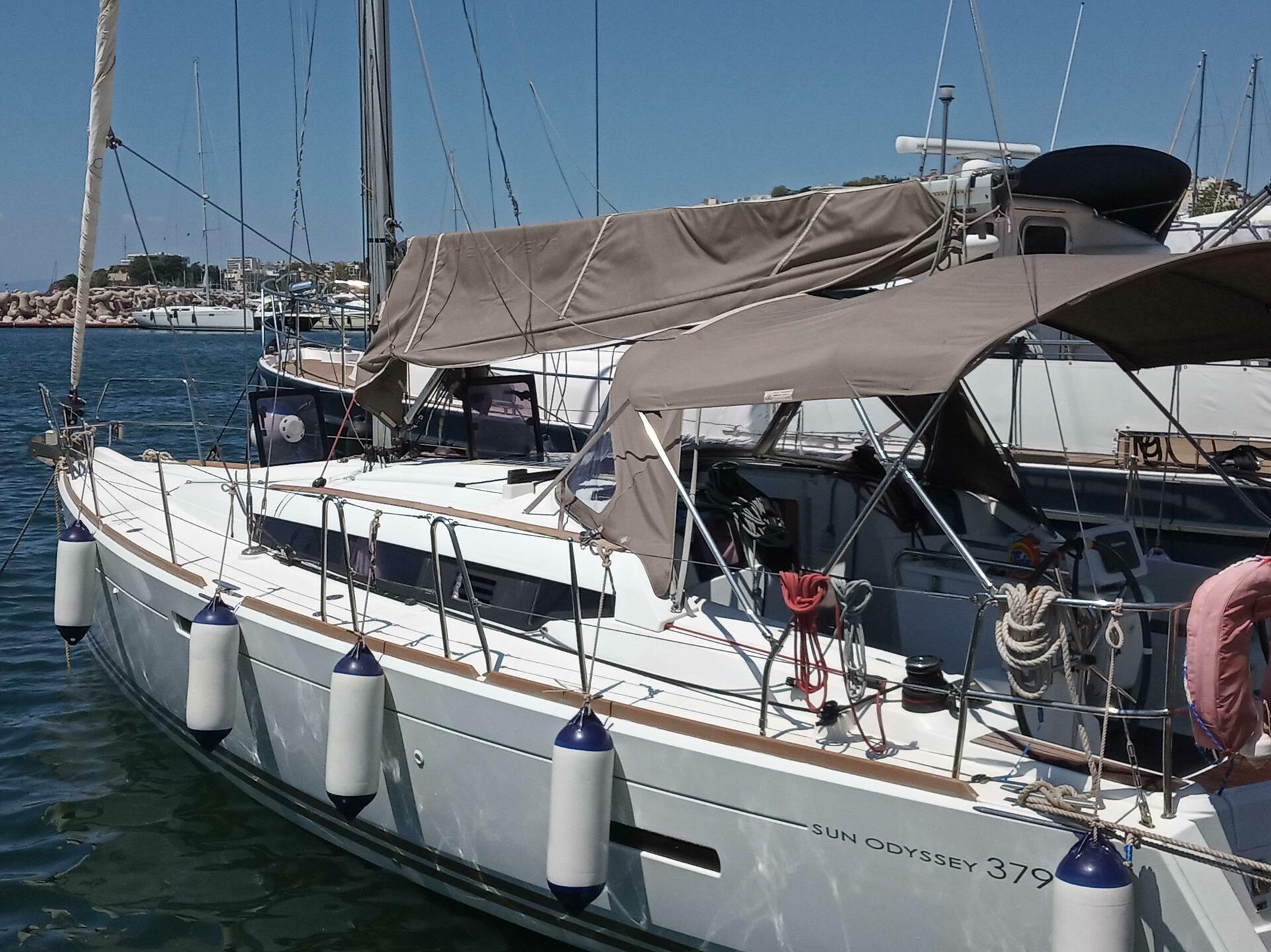 Argo | Sun Odyssey 379