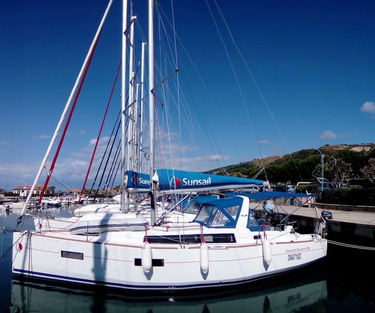 Caroline | Oceanis 38