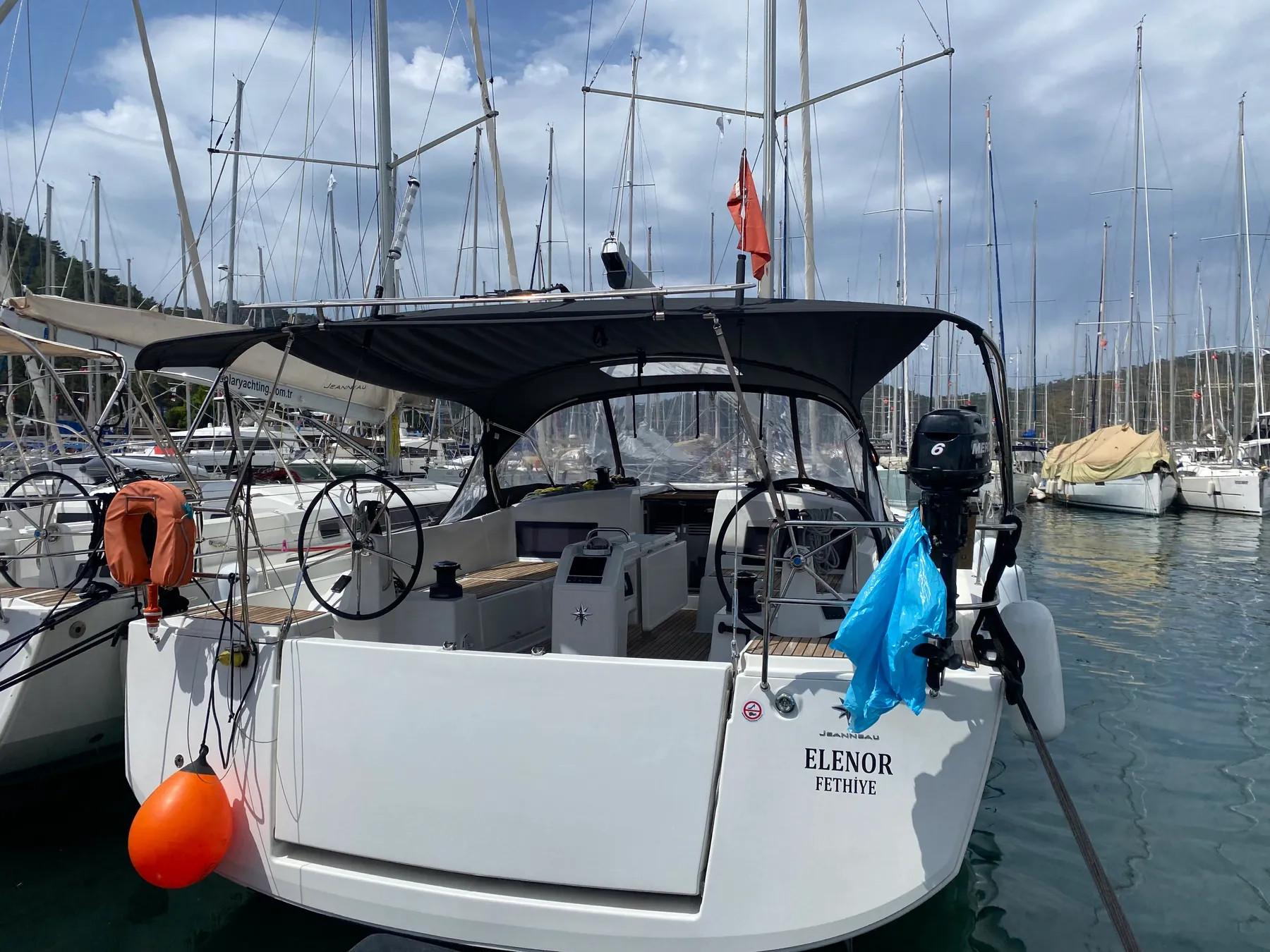 Elenor | Sun Odyssey 490