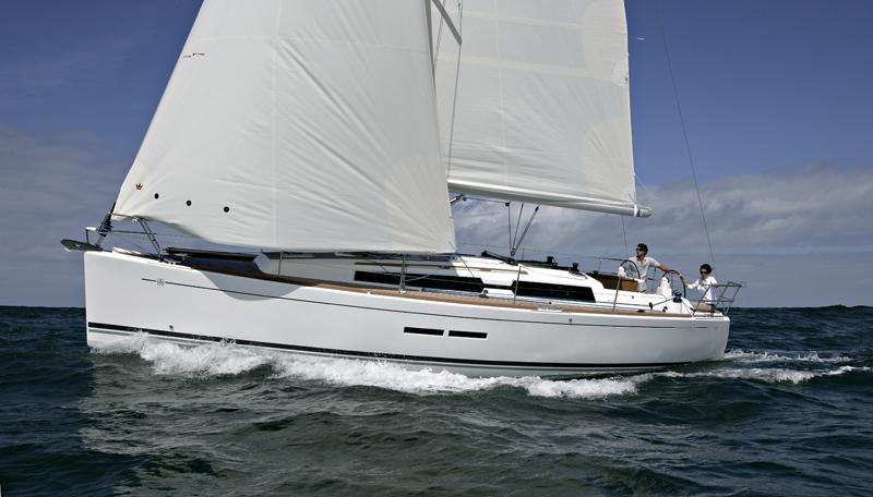 China girl | Dufour 375 GL