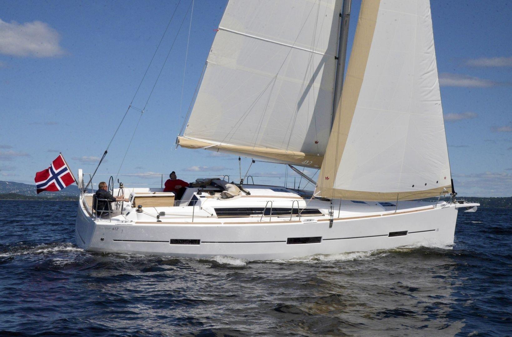 Amaryllis | Dufour 412 GL