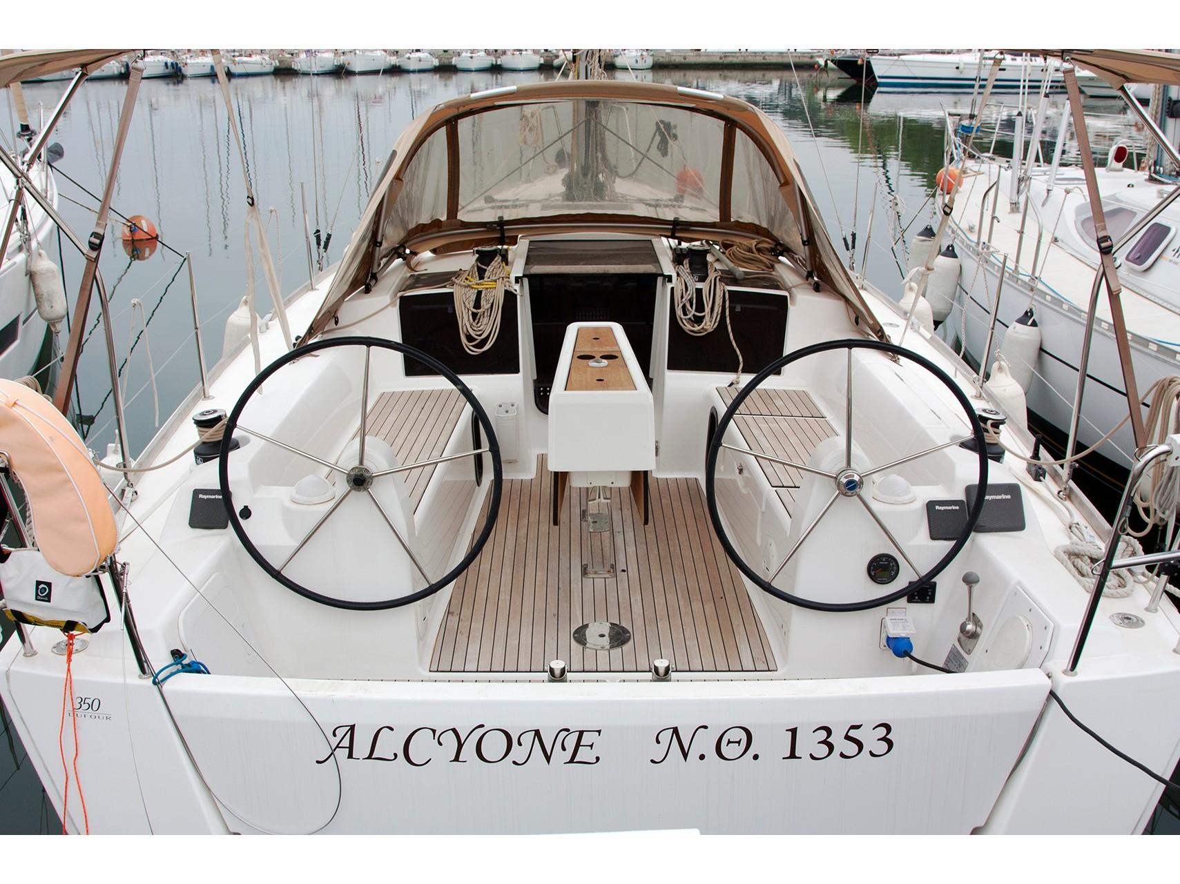 Alcyone | Dufour 350 Grand Large