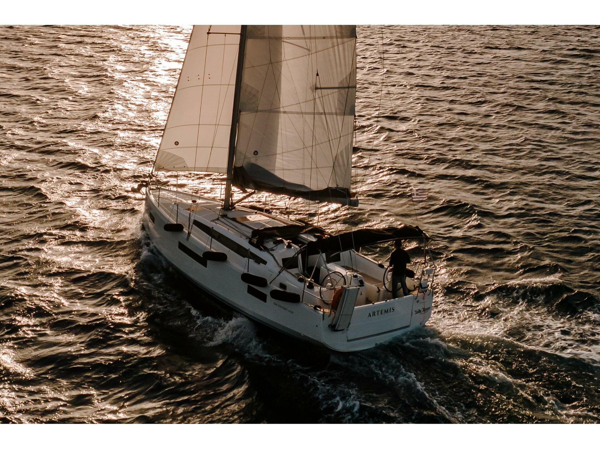 Artemis | Sun Odyssey 410