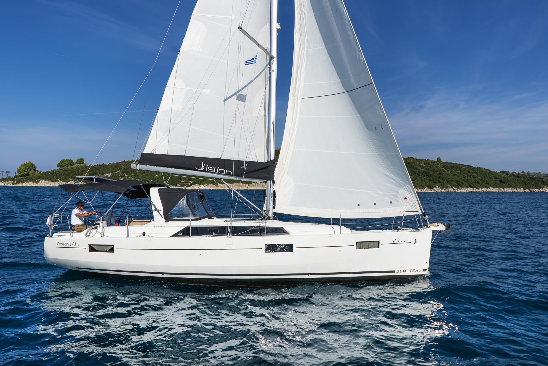 Lux | Oceanis 41.1