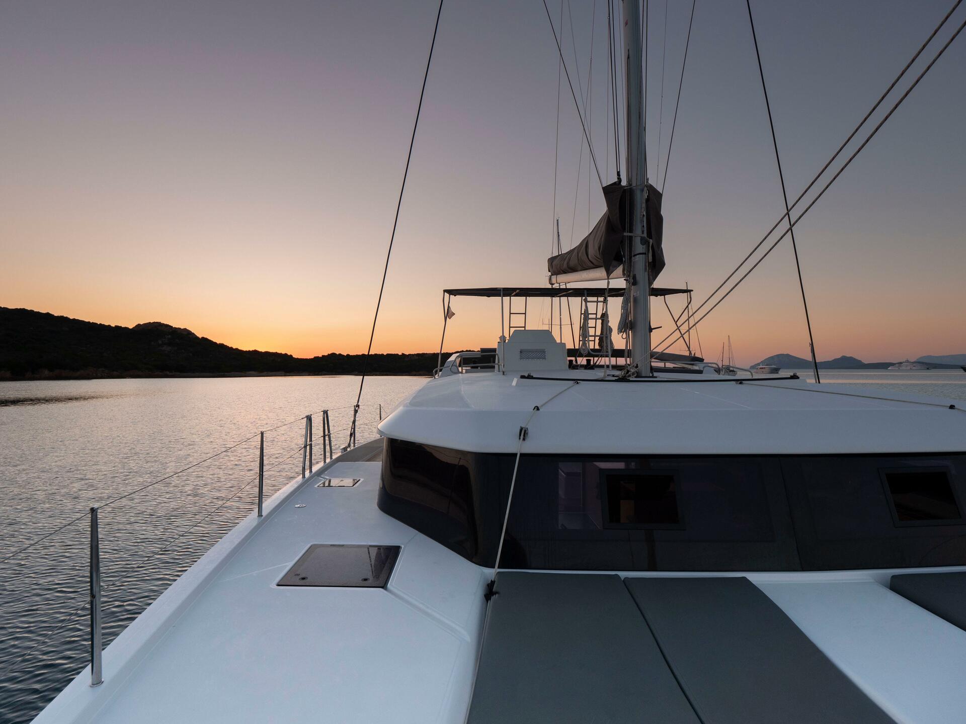 Delphinus | Dufour Catamaran 48