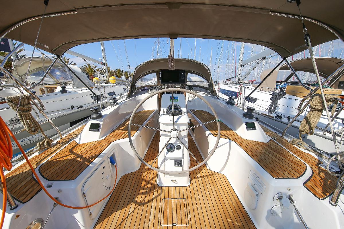 Nemo | Bavaria Cruiser 33