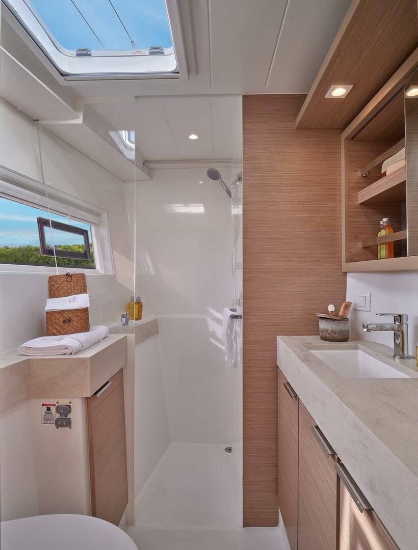 Pussycat | Lagoon 40