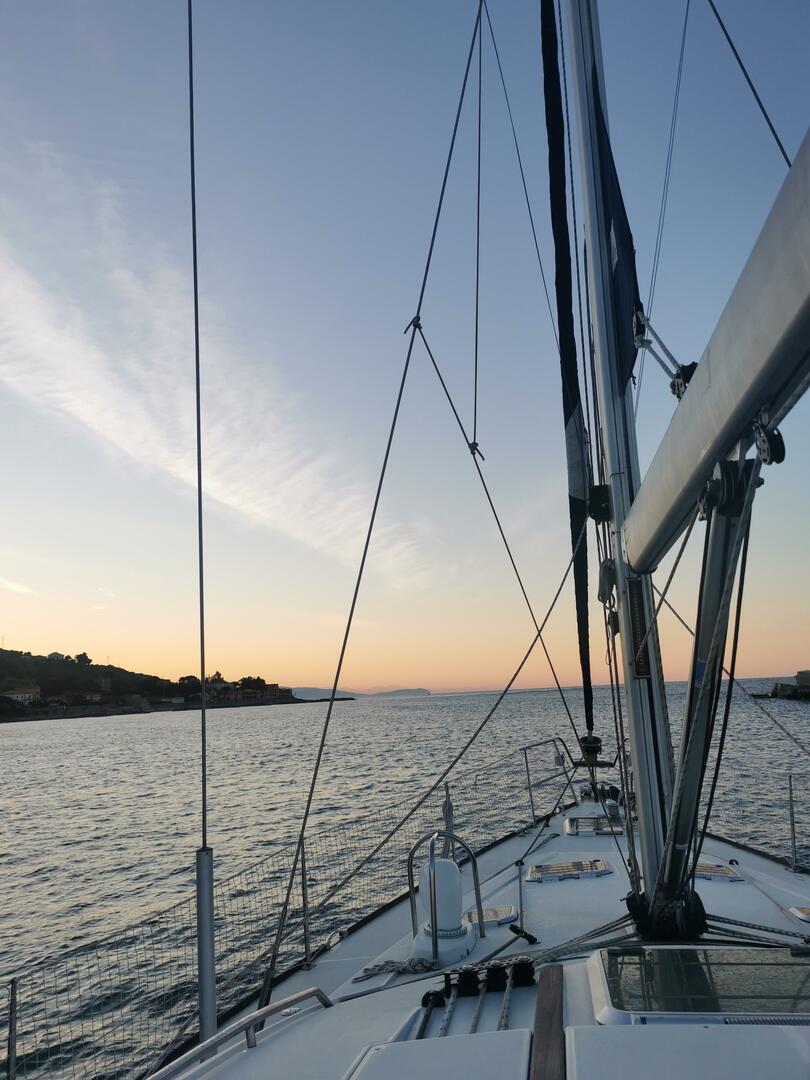 Sunset | Sun Odyssey 49DS