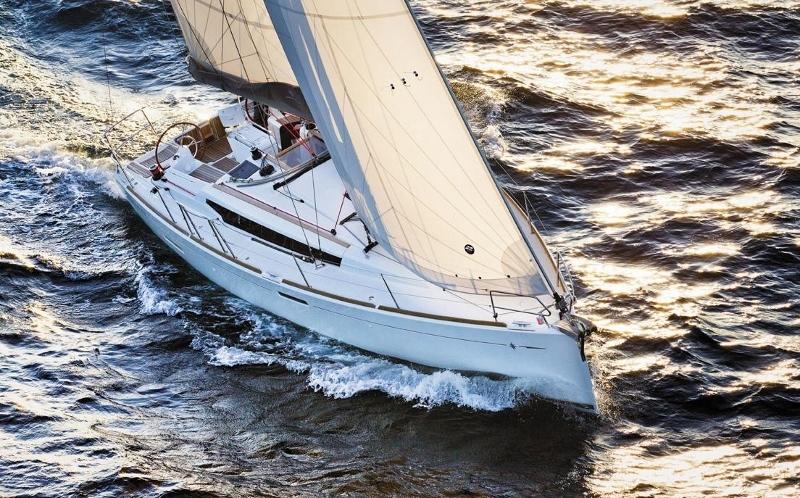 PITTA | Sun Odyssey 389