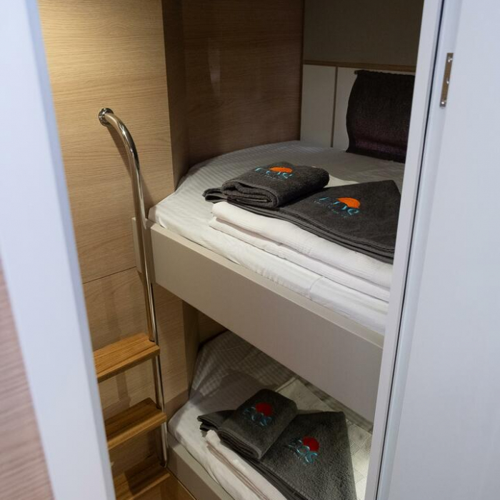 Aura | Aventura 45 photo 36