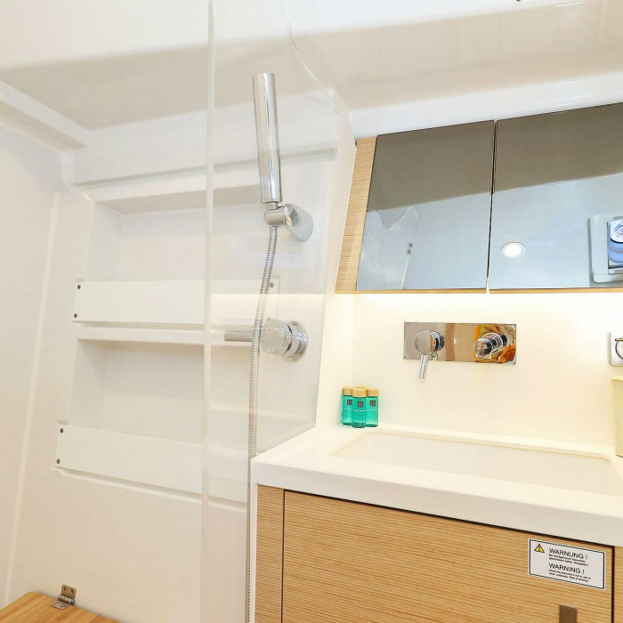 Amelie | Hanse 360 photo 16