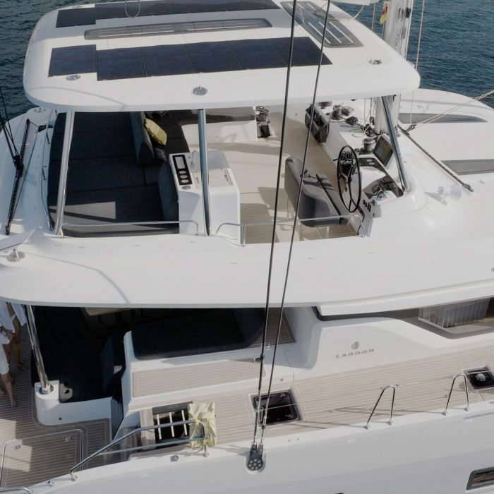 TRIWING CARIDA | Lagoon 55 photo 8