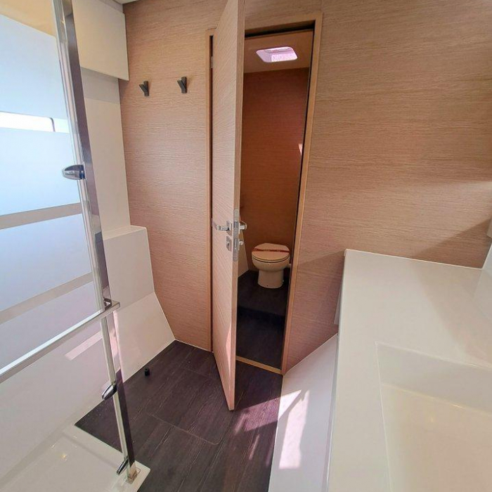 Le Grand Bogavant | Fountaine Pajot Aura 51 photo 26