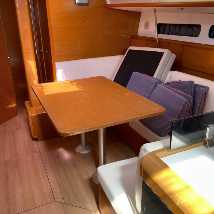 Olga | Sun Odyssey 439 photo 9