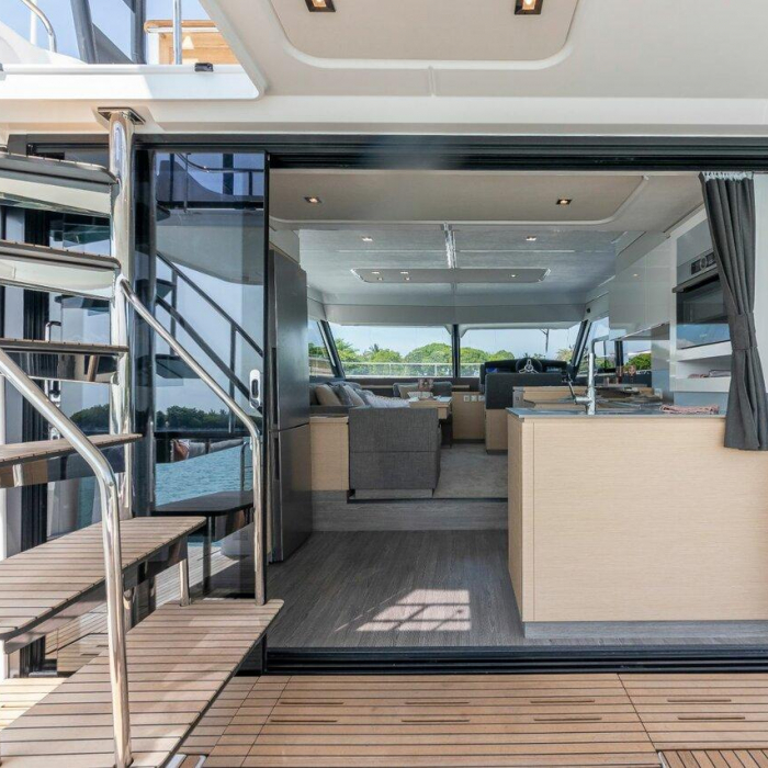 Mala | Fountaine Pajot MY5 photo 14