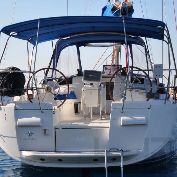 FourTwo | Sun Odyssey 409 photo 5