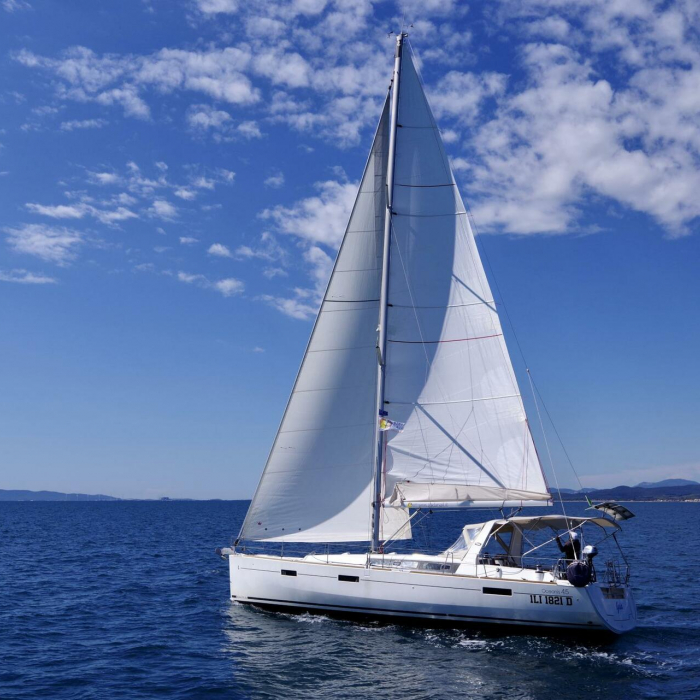 Gaia | Oceanis 45 photo 2