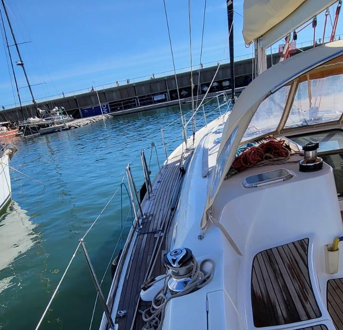 Vivanita | Sun Odyssey 49 photo 3
